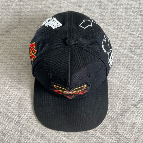 Capcom Street Fighter V Ryu KO Men’s Black Fighting Video Game SnapBack Hat - Picture 3 of 8